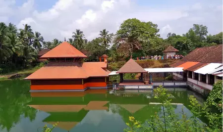 ananthapura-lake-temple-places-to-visit-in-kasaragod-tourist-places-attractions Kasargod